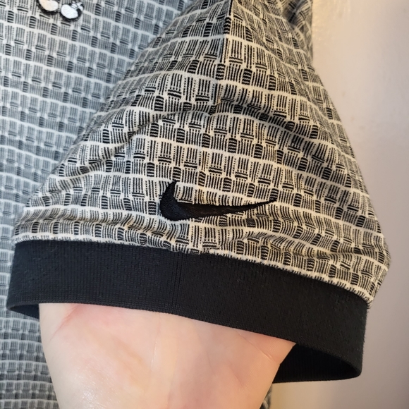 Nike Disney Mickey Black Patterned Golf Polo - Picture 5 of 9